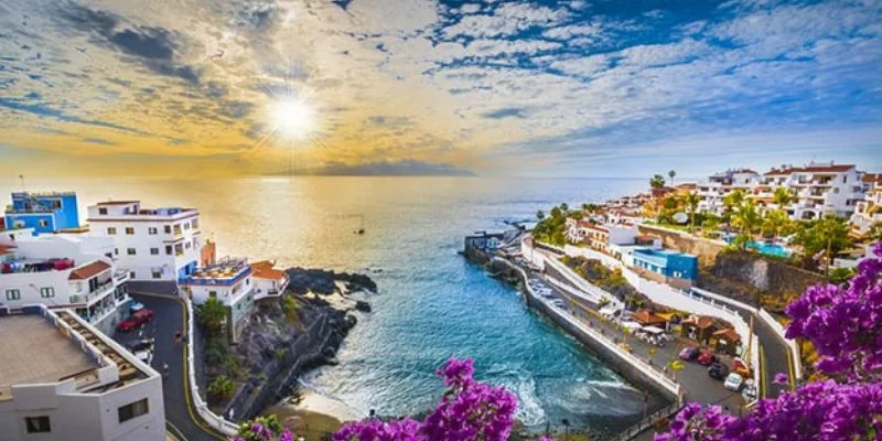 Discover Airlines Tenerife Office in Spain